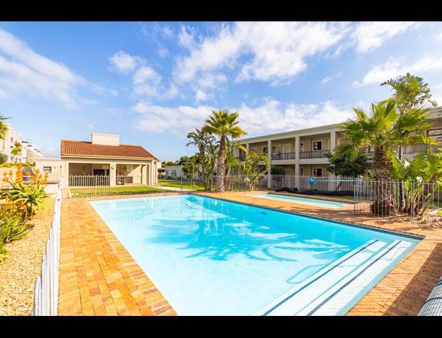 2 BEDROOM APARTMENT TO LET IN ROYAL ASCOT